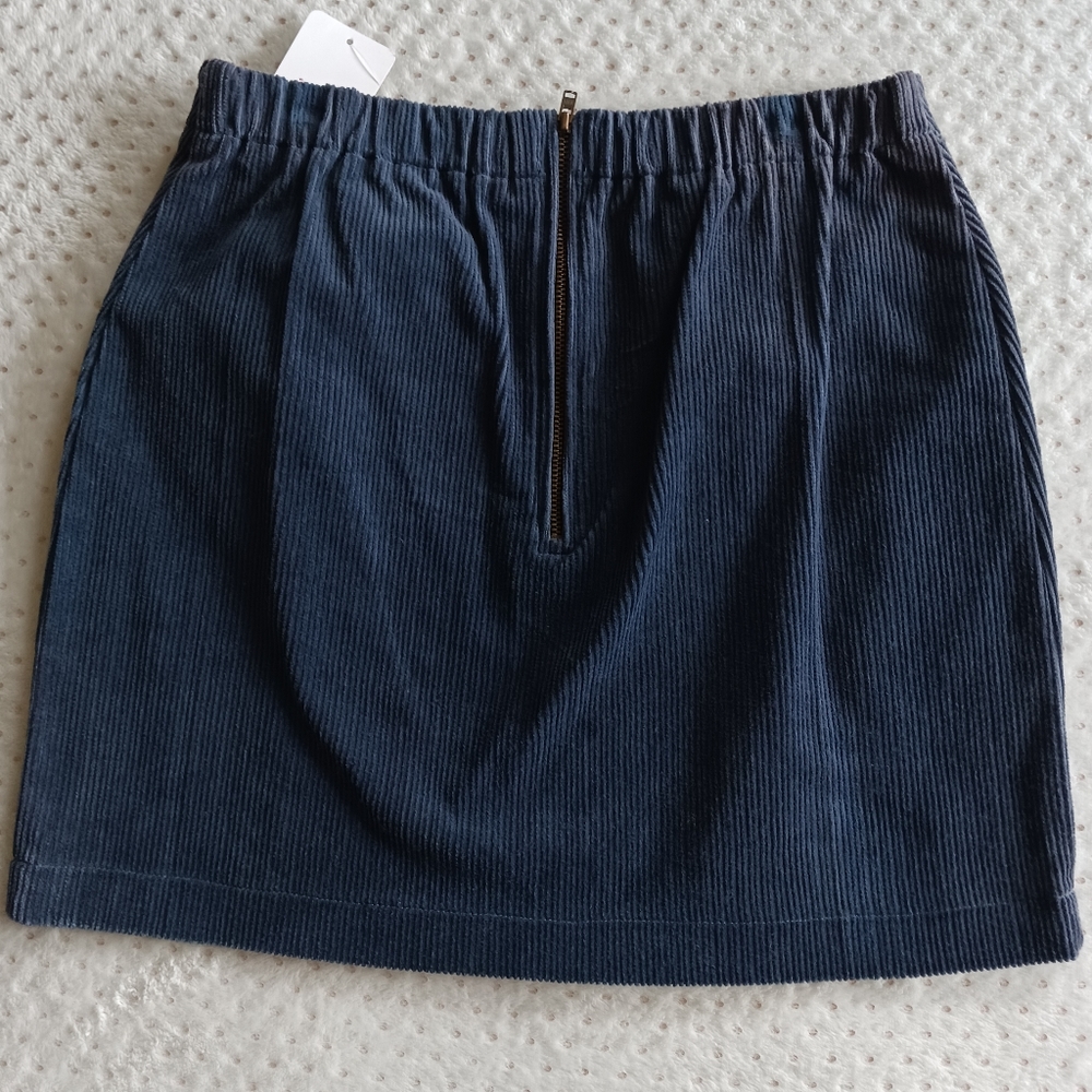 Rock & Roll Cowgirl blue corduroy mini skirt with cute pockets - Picture 5 of 10